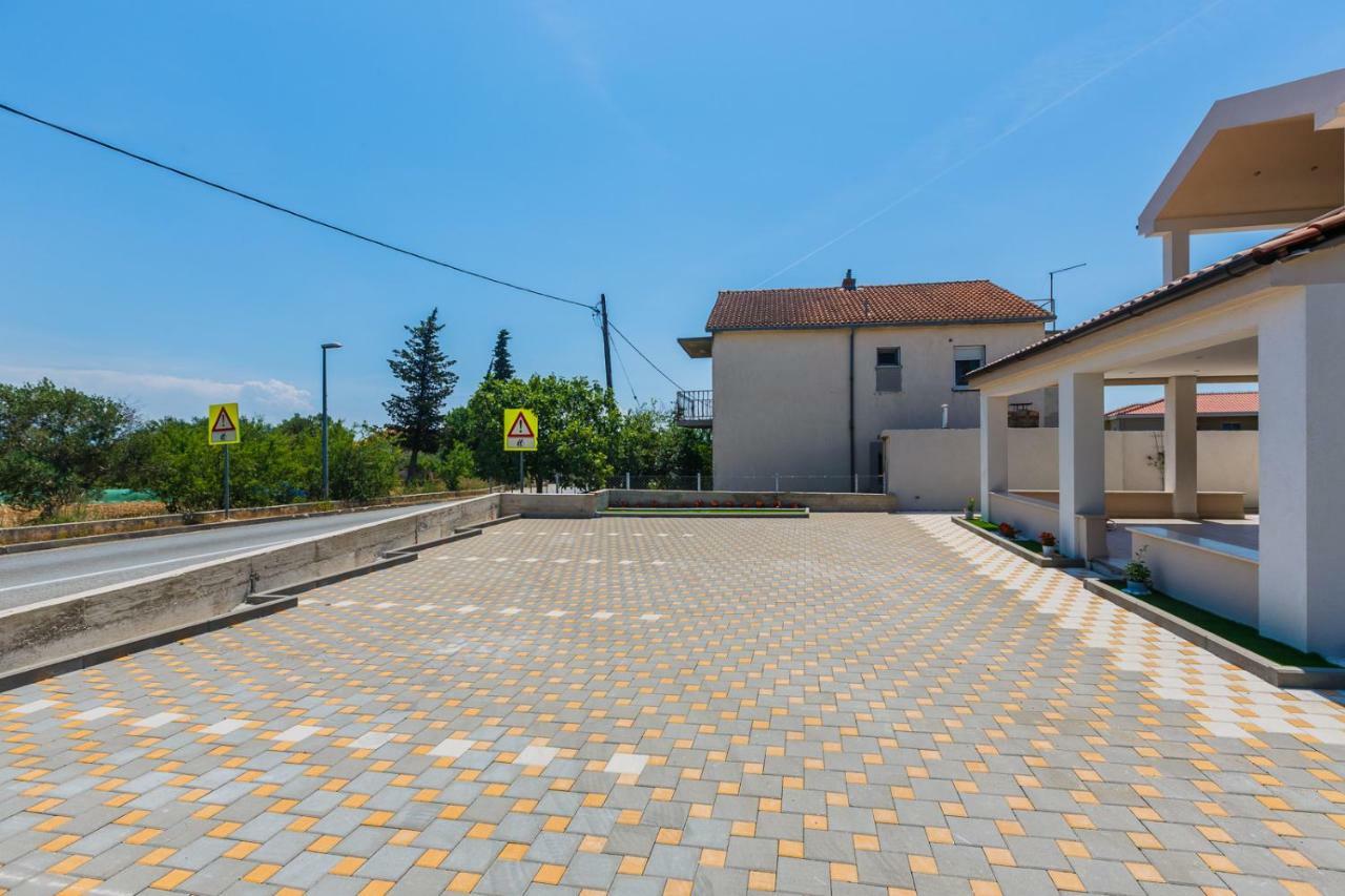 Apartmani Nikola Plano Εξωτερικό φωτογραφία
